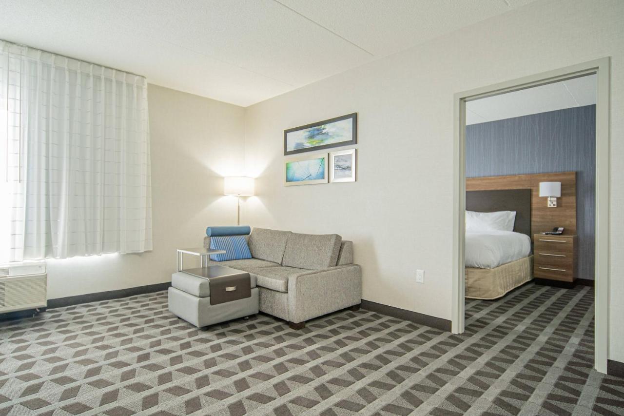 Towneplace Suites By Marriott Brantford And Conference Centre Экстерьер фото