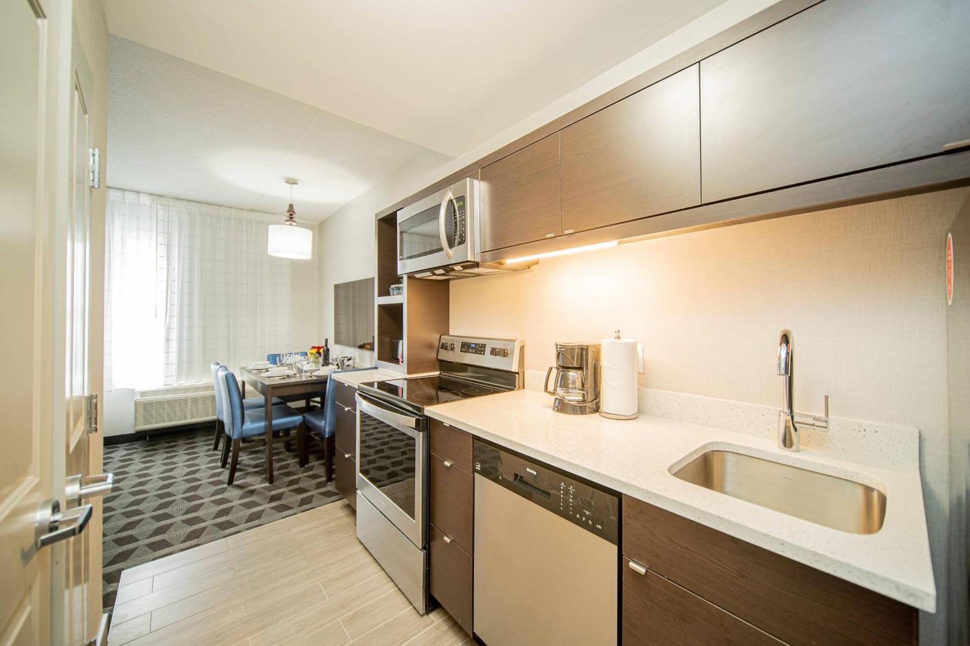 Towneplace Suites By Marriott Brantford And Conference Centre Экстерьер фото