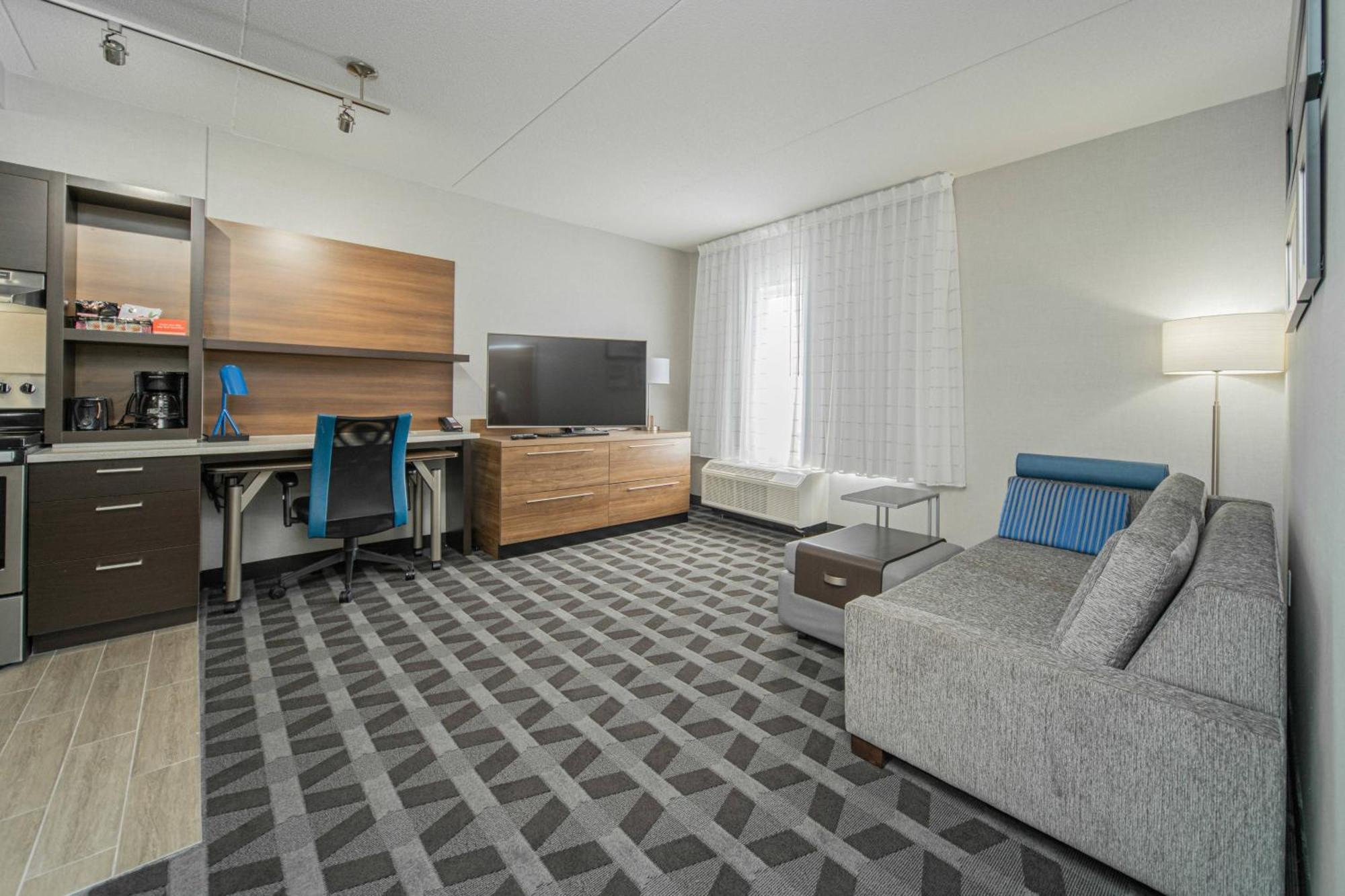 Towneplace Suites By Marriott Brantford And Conference Centre Экстерьер фото