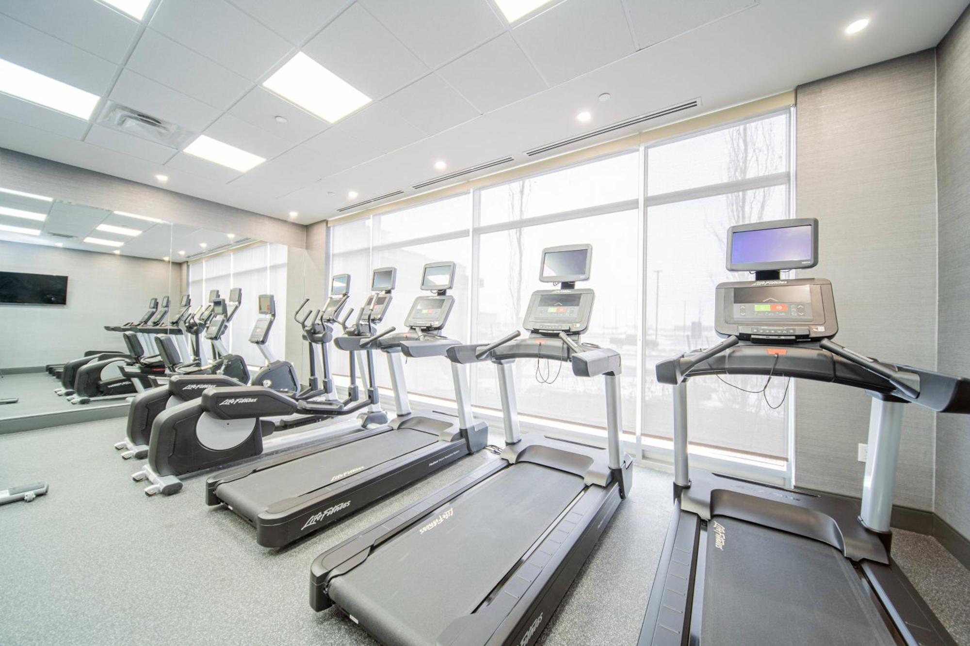 Towneplace Suites By Marriott Brantford And Conference Centre Экстерьер фото