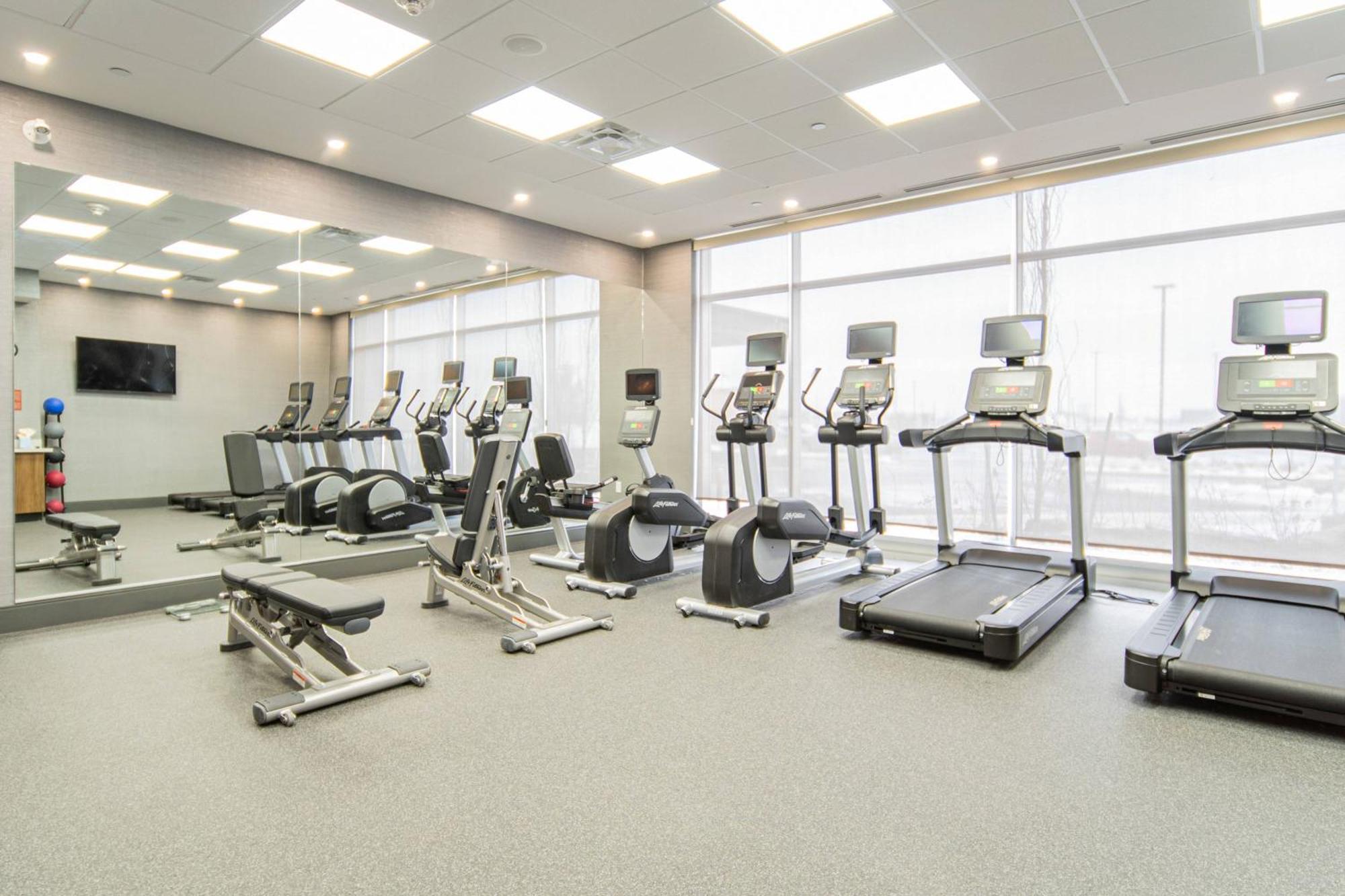 Towneplace Suites By Marriott Brantford And Conference Centre Экстерьер фото